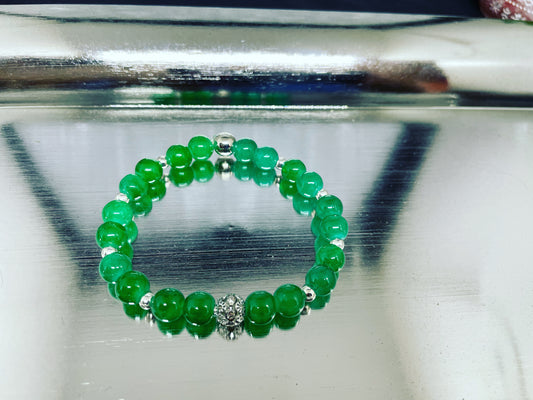 Emerald green stretch bracelet